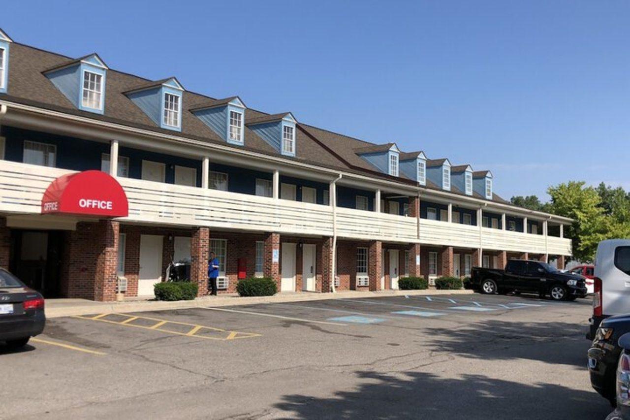 Travelodge By Wyndham Canton-Livonia Area, Mi Εξωτερικό φωτογραφία
