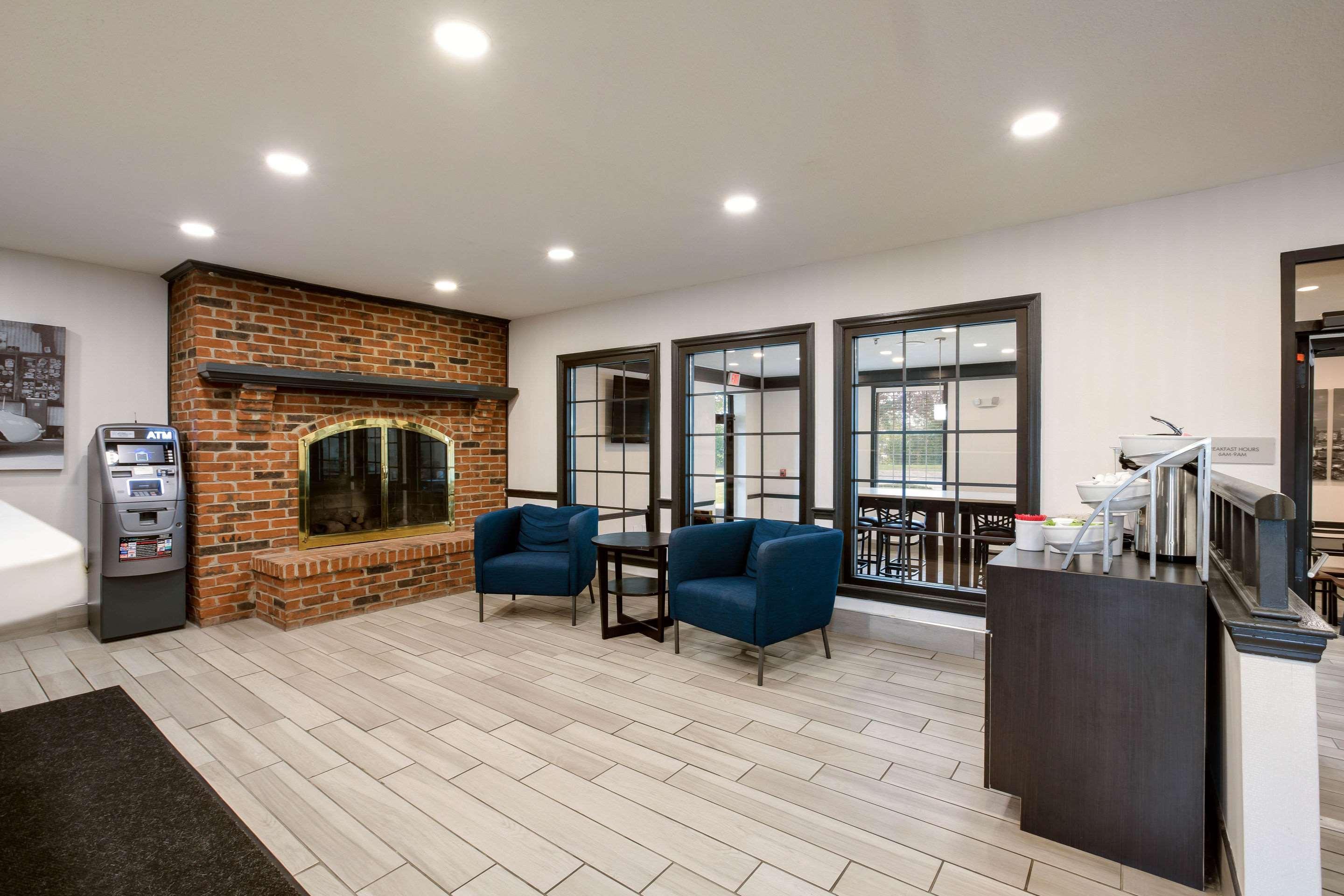 Travelodge By Wyndham Canton-Livonia Area, Mi Εξωτερικό φωτογραφία
