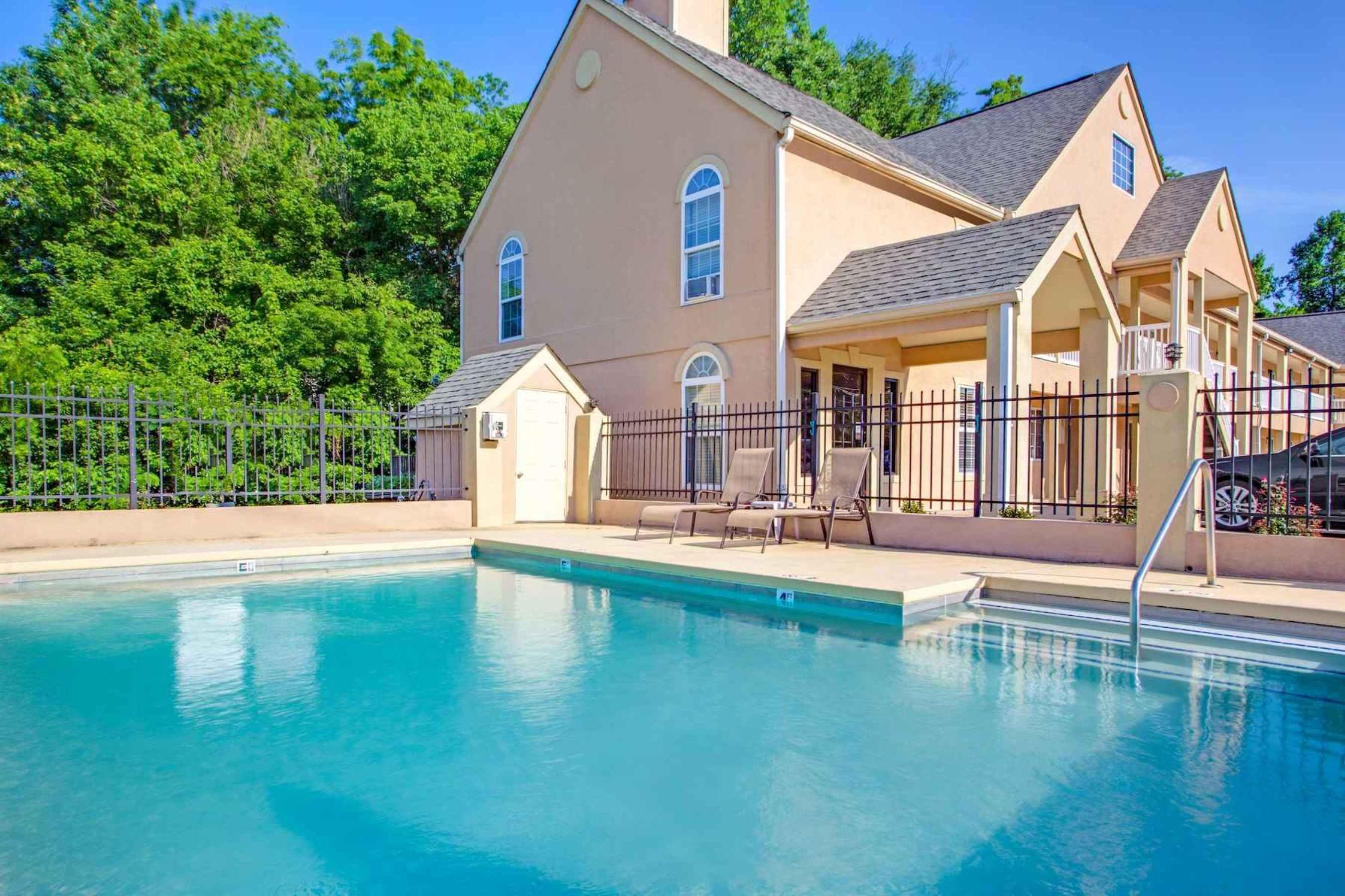 Travelodge By Wyndham Canton-Livonia Area, Mi Εξωτερικό φωτογραφία