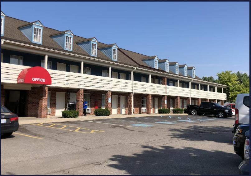 Travelodge By Wyndham Canton-Livonia Area, Mi Εξωτερικό φωτογραφία